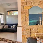 Calme Et Cozy En Rez-de-jardin, Proche De * Villeneuve-Loubet