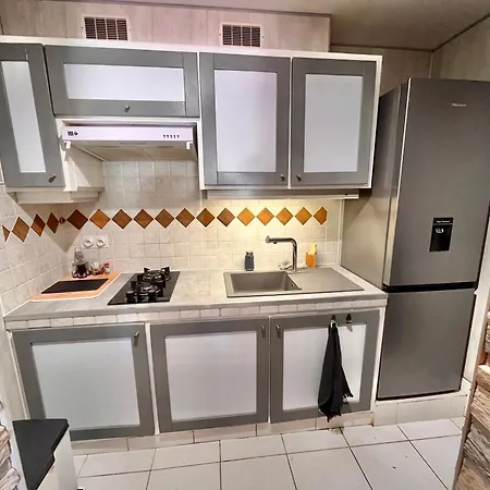 Calme Et Cozy En Rez-de-jardin, Proche De