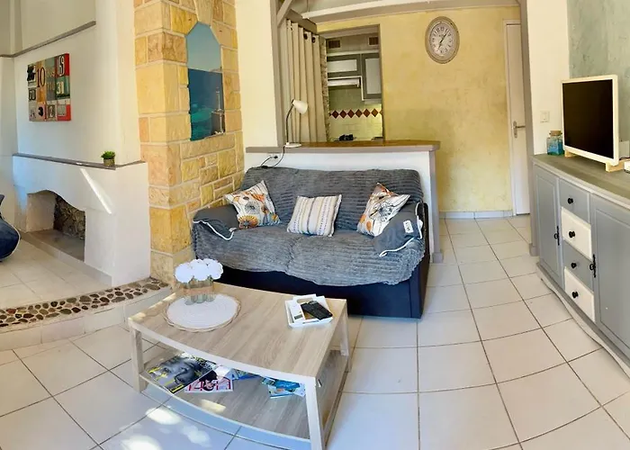 Calme Et Cozy En Rez-de-jardin, Proche De Apartament