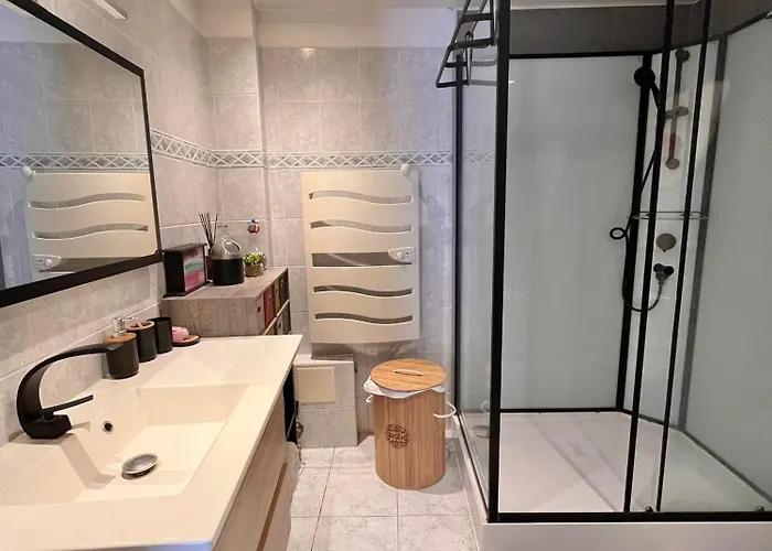 Calme Et Cozy En Rez-de-jardin, Proche De Apartament *